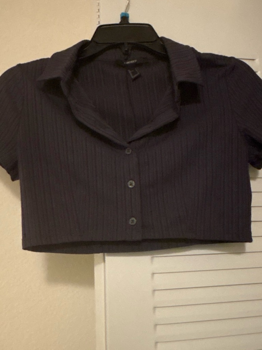 Cropped Ribbed Button-Up Top in blue grey